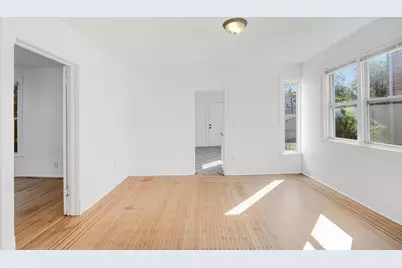 2124 Fremont Avenue N, Minneapolis, MN 55411 - Photo 9