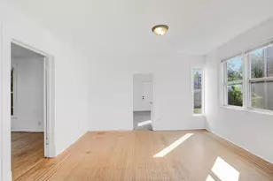 2124 Fremont Ave N, Minneapolis, MN 55411 - Photo 9