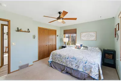 34782 Knollcrest, Waseca, MN 56093 - Photo 13