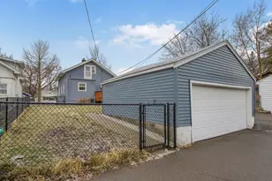 1055 Englewood Ave, Saint Paul, MN 55104 - Photo 23