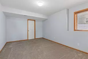 6604 Chadwick Dr, Savage, MN 55378 - Photo 37