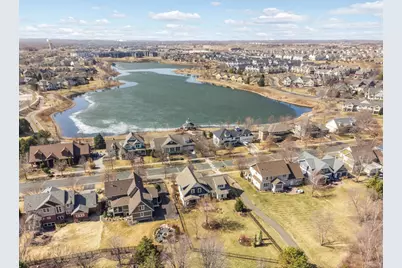 15782 Cobblestone Lake Parkway, Apple Valley, MN 55124 - Photo 3