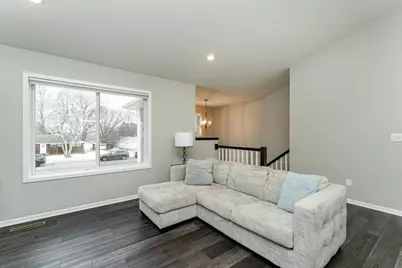 310 Sunnydale Lane SE, Rochester, MN 55904 - Photo 5