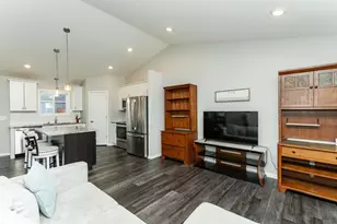 310 Sunnydale Ln SE, Rochester, MN 55904 - Photo 7