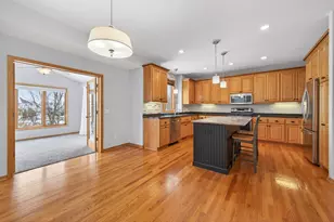 21183 Ivory Ln, Lakeville, MN 55044 - Photo 7