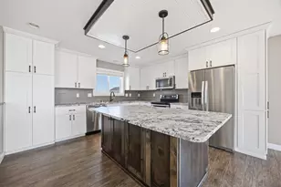 1809 42nd St S, Moorhead, MN 56560 - Photo 9