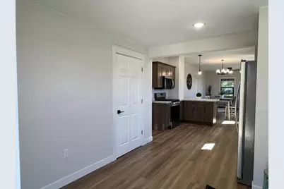 104 6th Avenue E, Ellendale, MN 56026 - Photo 11