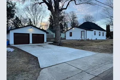 104 6th Avenue E, Ellendale, MN 56026 - Photo 3