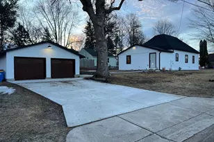 104 6th Ave E, Ellendale, MN 56026 - Photo 3