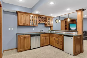 7373 Moonlight Ln, Eden Prairie, MN 55346 - Photo 21