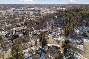 932 9th Ave SW, Rochester, MN 55902 - Photo 7