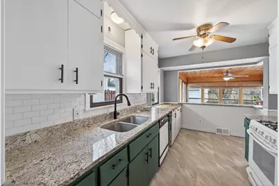 3316 Texas Avenue S, Saint Louis Park, MN 55426 - Photo 9