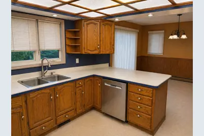5510 James Avenue N, Brooklyn Center, MN 55430 - Photo 7