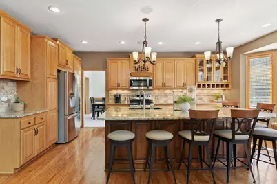 3142 Bavaria Hills Trail, Chaska, MN 55318 - Photo 13