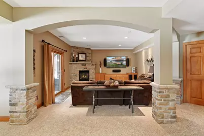3142 Bavaria Hills Trail, Chaska, MN 55318 - Photo 41