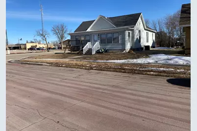 309 S Jefferson Street, Redwood Falls, MN 56283 - Photo 3