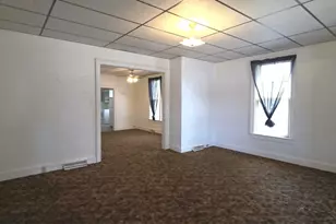 309 S Jefferson St, Redwood Falls, MN 56283 - Photo 5