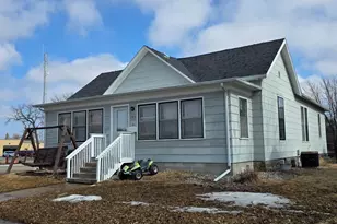 309 S Jefferson St, Redwood Falls, MN 56283 - Photo 3