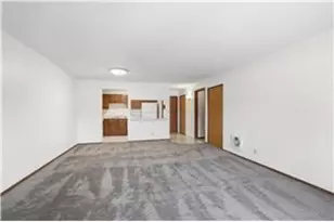 10441 Greenbrier Rd, Minnetonka, MN 55305 - Photo 3