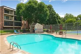 10441 Greenbrier Rd, Minnetonka, MN 55305 - Photo 17