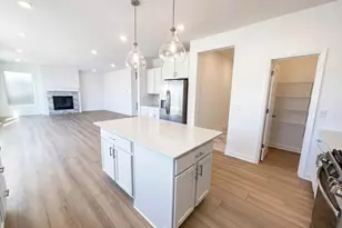 2471 Tyrone Dr S, Shakopee, MN 55379 - Photo 11