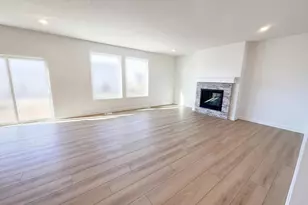 2471 Tyrone Dr S, Shakopee, MN 55379 - Photo 3