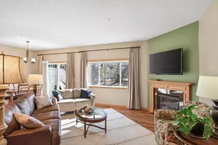 5226 Greenwood Dr, Mounds View, MN 55112 - Photo 5