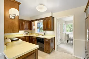 205 Oakview Rd, West Saint Paul, MN 55118 - Photo 11