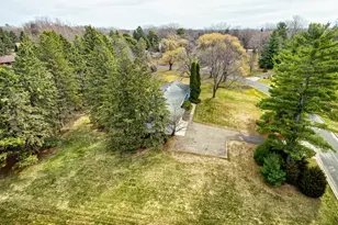 205 Oakview Rd, West Saint Paul, MN 55118 - Photo 3