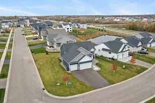 18591 Hexham Ln, Lakeville, MN 55044 - Photo 3