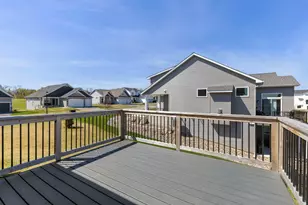 18591 Hexham Ln, Lakeville, MN 55044 - Photo 9