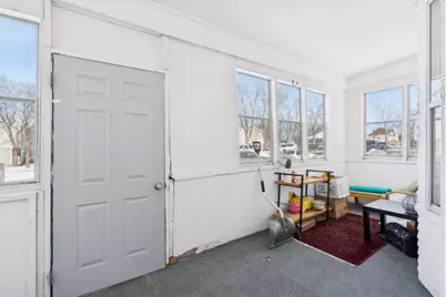 694 Central Avenue W, Saint Paul, MN 55104 - Photo 17