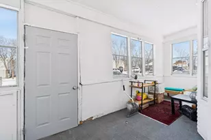 694 Central Ave W, Saint Paul, MN 55104 - Photo 17