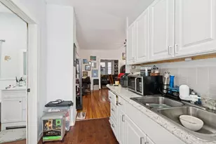 694 Central Ave W, Saint Paul, MN 55104 - Photo 9