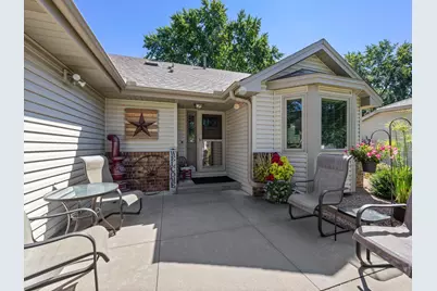 10669 Lincoln Street NE, Blaine, MN 55434 - Photo 3