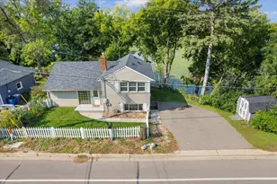 332 Mill St, Excelsior, MN 55331 - Photo 7