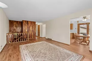 1079 Monroe St S, Shakopee, MN 55379 - Photo 7