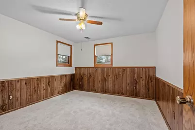 1079 Monroe Street S, Shakopee, MN 55379 - Photo 25