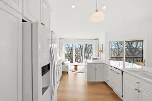 1595 Summit Shores Cir, Burnsville, MN 55306 - Photo 15