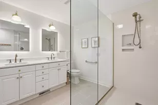 1595 Summit Shores Cir, Burnsville, MN 55306 - Photo 25