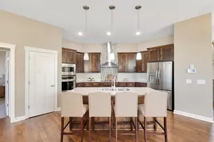 20115 Harvest Dr, Lakeville, MN 55044 - Photo 7