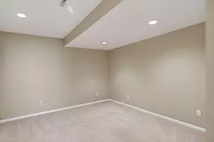 1972 Fox Valley Dr SW, Rochester, MN 55902 - Photo 47