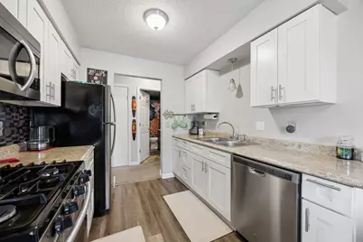 2816 79th Avenue N, Brooklyn Park, MN 55444 - Photo 3