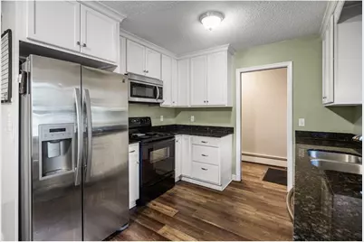 3108 Virginia Avenue N, Crystal, MN 55427 - Photo 3