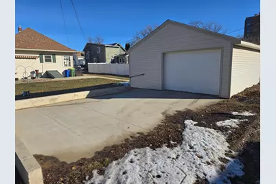 320 2nd Street SW, Pipestone, MN 56164 - Photo 13