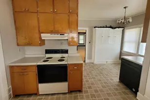 320 2nd St SW, Pipestone, MN 56164 - Photo 17