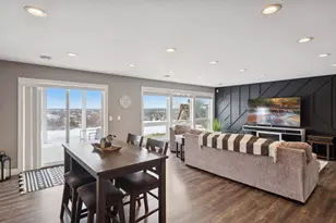 932 Farmers Rdg Trl, Belle Plaine, MN 56011 - Photo 27