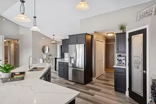 932 Farmers Rdg Trl, Belle Plaine, MN 56011 - Photo 15