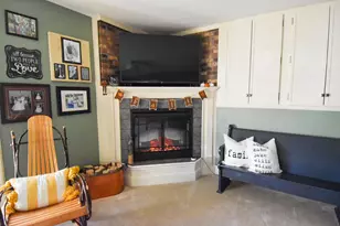 639 N 4th St, Warren, MN 56762 - Photo 5