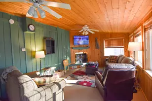639 N 4th St, Warren, MN 56762 - Photo 25